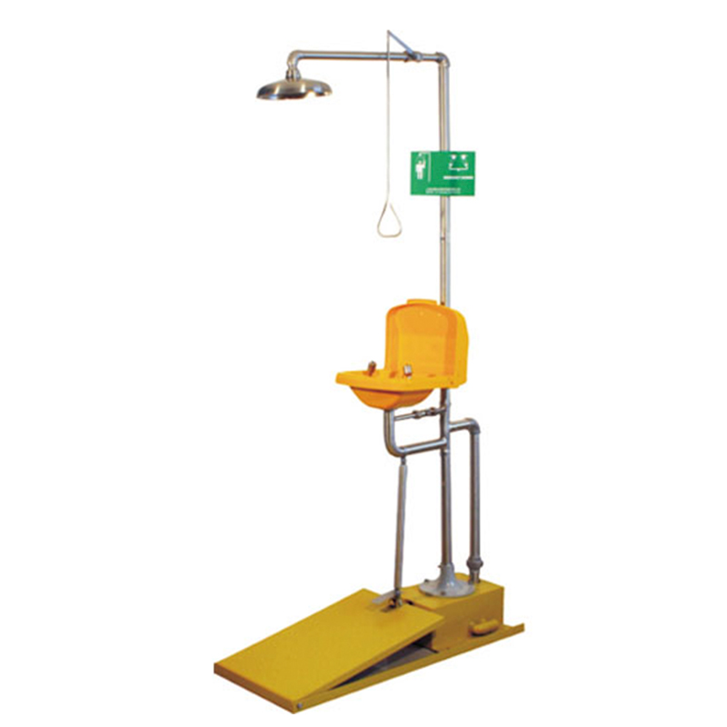 DAAO6615-D anti-freeze emergency shower and eyewash station with hinged cover lid, stainless steel foot pedal and auto-emptying self-draining valve